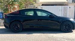 تسلا موديل 3